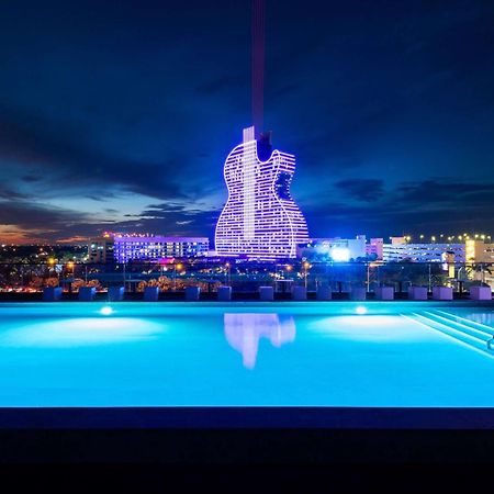 ホテル Dolce By Wyndham ハリウッド エクステリア 写真
